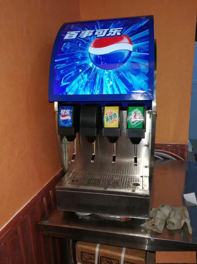 河南可乐机多少钱一台郑州可乐糖浆供应商