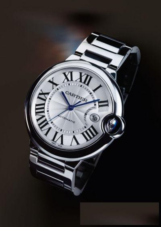 上海值得品味的细节卡地亚蓝气球手表回收
