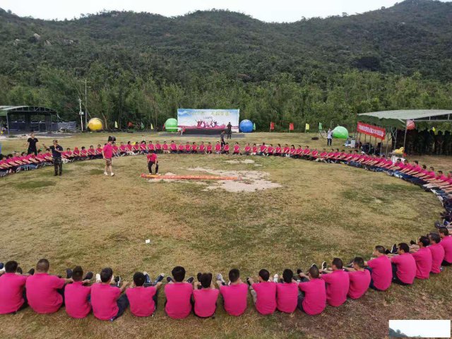 深圳拓展培训哪家好哪家比较专业周边游团