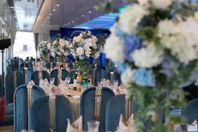 上海游轮婚宴水晶公主号游船豪华游轮包仓租游船