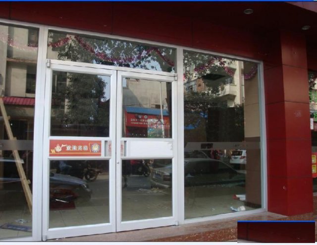 南昌上海路玻璃门窗维修电话136全市2700服务1391上门