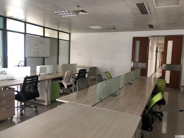 深圳南山科技园南区高档大气写字楼出租