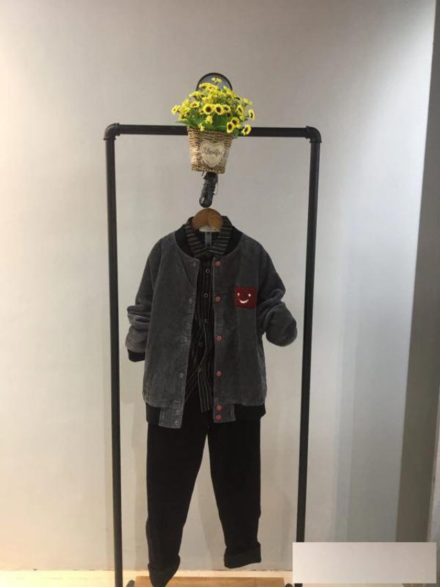 品牌童装折扣批发库存尾货欧抱抱