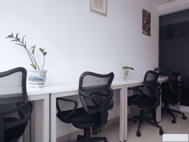 仅租599南城精装修、小面积、创业型办公室