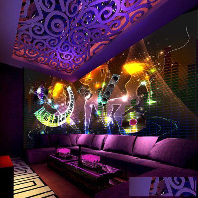 深圳最大最豪华的KTV招聘模特给你最好的平台来实现梦想