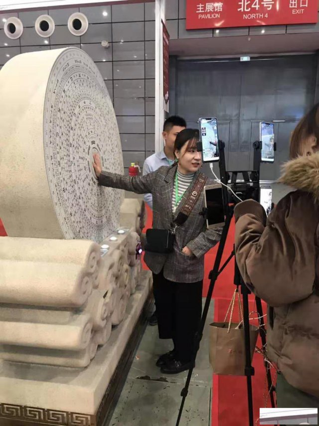 江苏景区文化掌纹求签机神算子神签机厂家石来运转广州嘉合娱乐