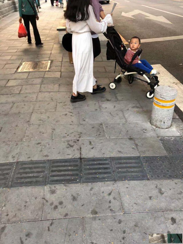 深圳名片派发，会展中心发名片公司