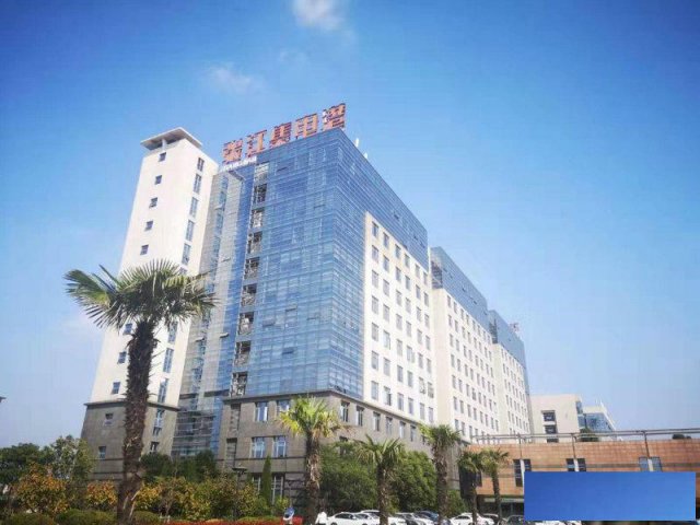 张江集电港自配大货梯，集成电路半导体研发生物科技