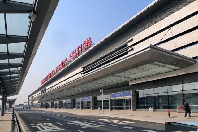 浦东机场接送机豪华车接送上海租车价格