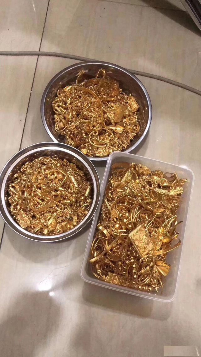 重庆黄金回收好多钱一克铂金回收钻戒回收