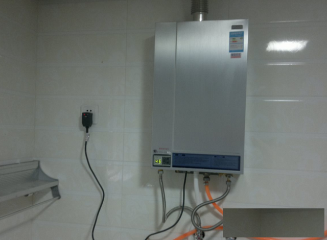 北京顺义美的热水器维修