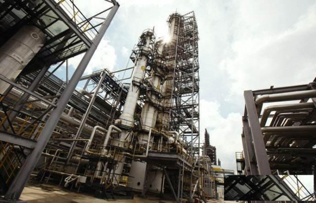 国有大型工厂企业倒闭转型旧设备发电机设施承包收购