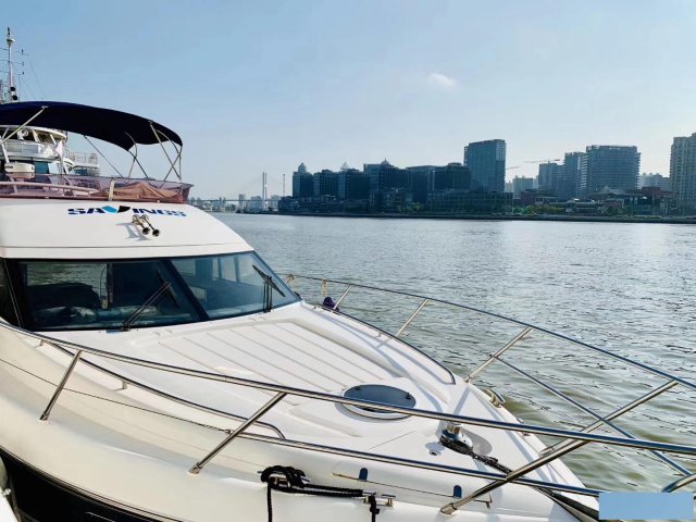 小型商务游艇/上海租游艇/游艇体验价格