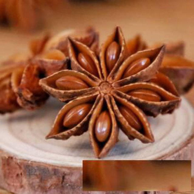 广西八角茴香大料功效与作用-黄爷香料