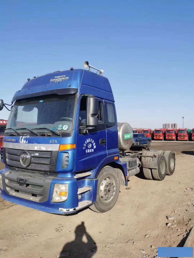 低价出售二手货车德龙解放奥龙欧曼半挂车及所有车型