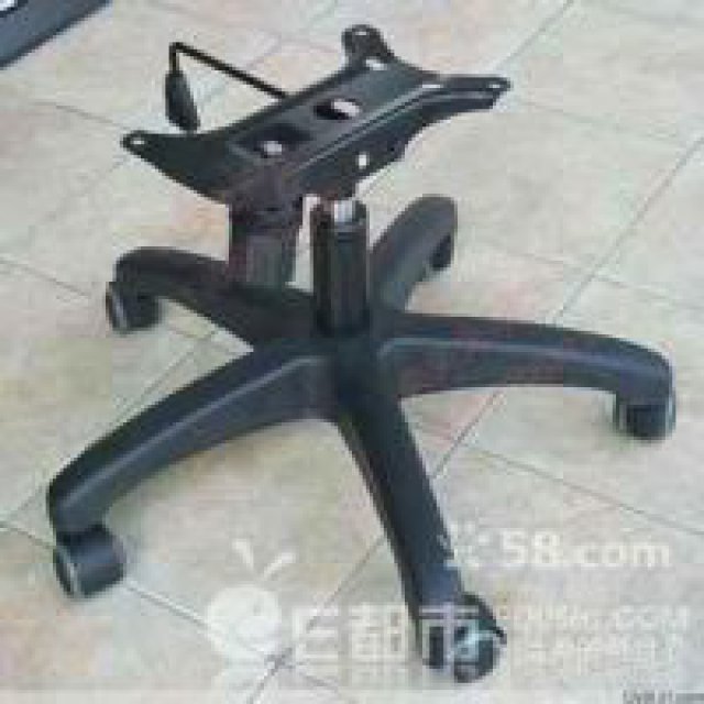 上海浦东新区办公家具维修翻新家具补油漆维修房门木门