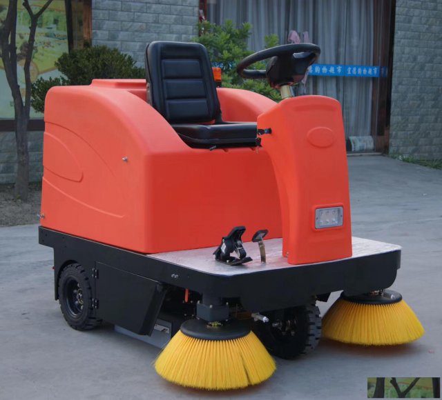 电动扫地机清扫车厂家供应