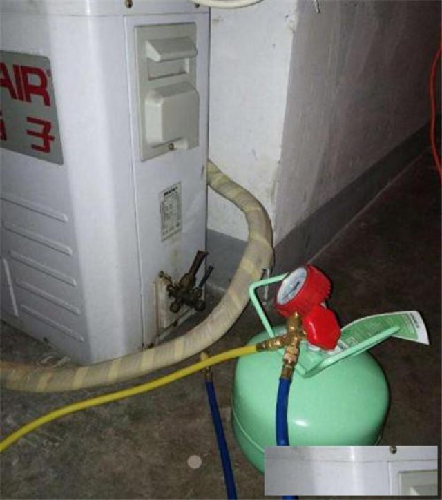 常熟专业空调维修安装52884639