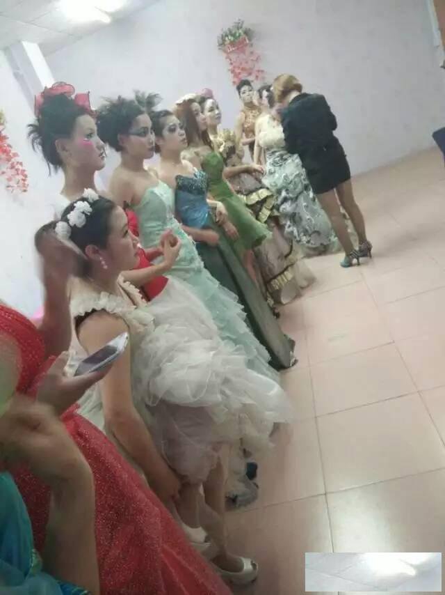 东莞凤岗小博士电脑培训学校