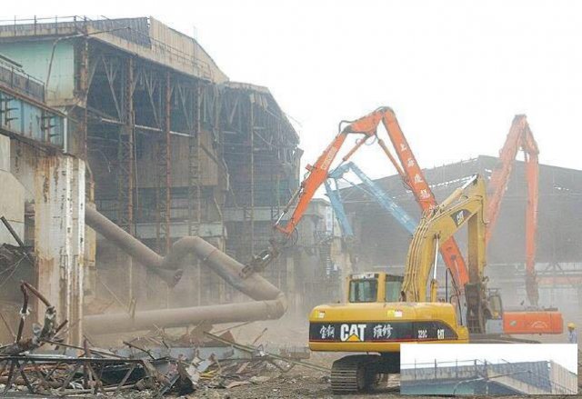 专业拆除公司大型室内拆除化工设备拆除回收