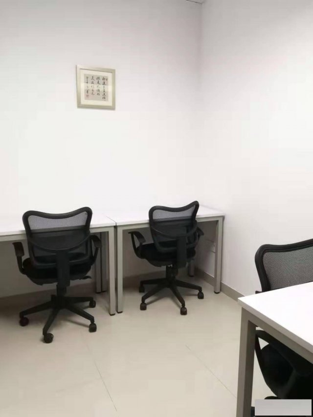 小面积办公室拎包进驻，零负担，房租物管水电全包