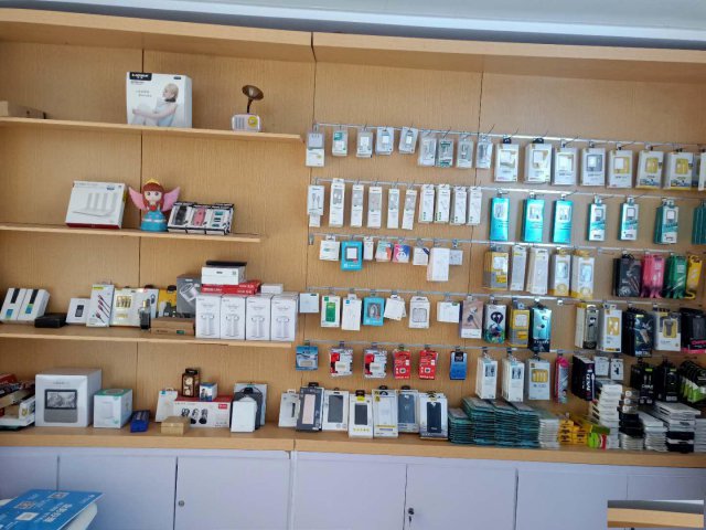 特佳铺编号20109沧州运河区塞纳左岸小区门口手机店转租