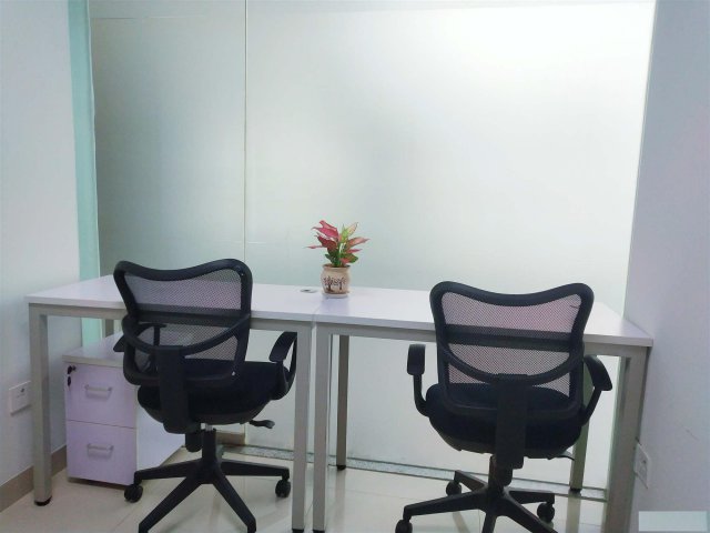 鸿福路口精装共享办公室出租，可解锁工商税务异常