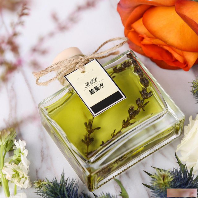 香精油家用卧室内房间久香氛空气清新剂