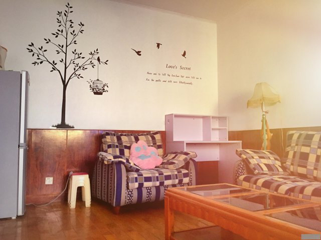 石油路车站旁一室一厅精装修好房廉租