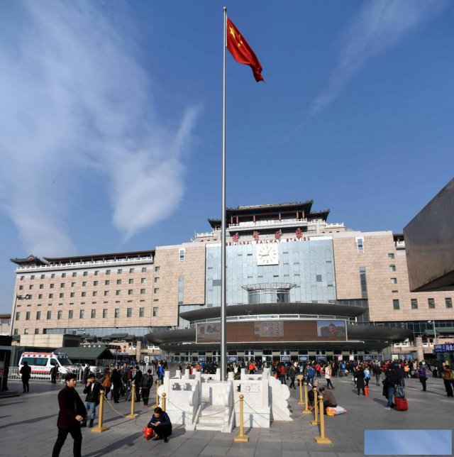 东丽区电动旗杆，维修旗杆电机更换旗杆钢丝绳及旗杆配件