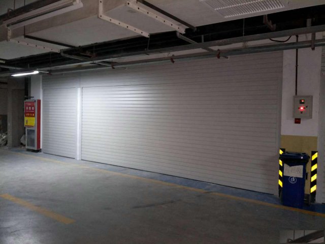 天津安装别墅车库门，电动车库卷帘门制作