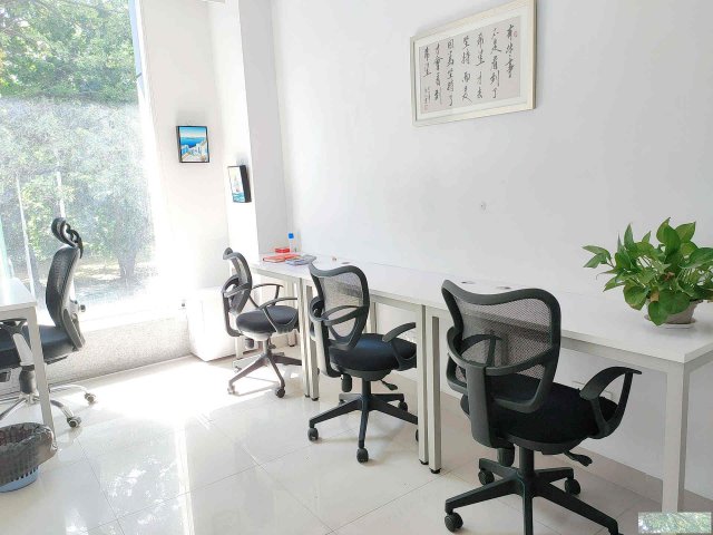 高档的写字楼坐落于知名的商业圈不大不小创业刚刚好