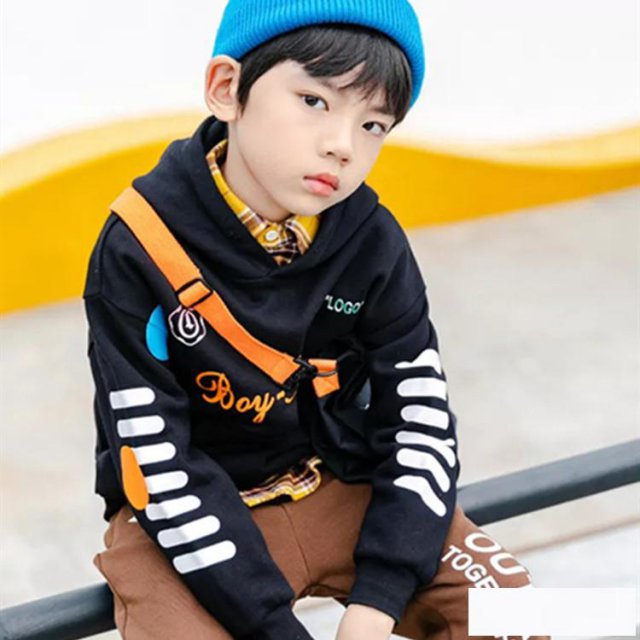 专柜时尚休闲潮流越也果敢秋冬装广州品牌童装折扣尾货库存