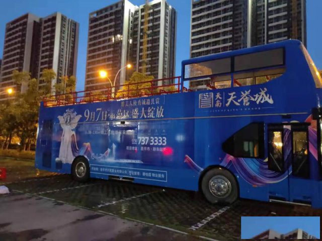 广西租观光大巴敞篷双层巴士租赁出租露天巡游车