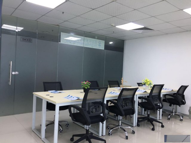 南山中心区双地铁办公室出租红本可注册租赁12人独立办公