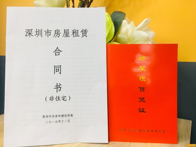 东门百货广场办公室出租，房东直租，送红本