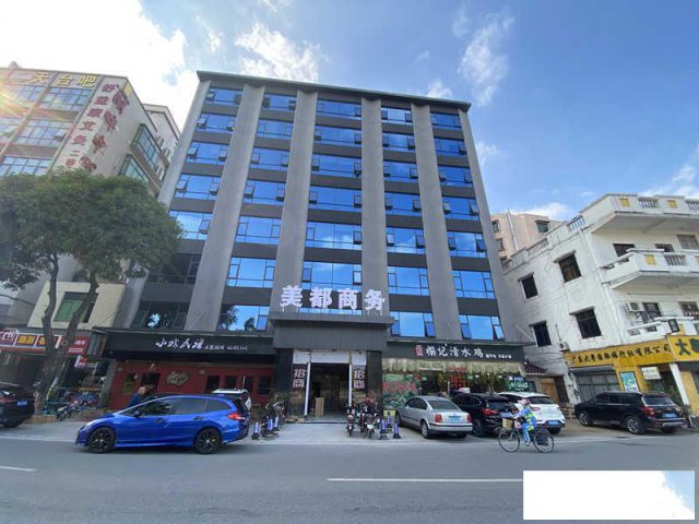 直租花都区花都湖旁精装176平写字楼采光好