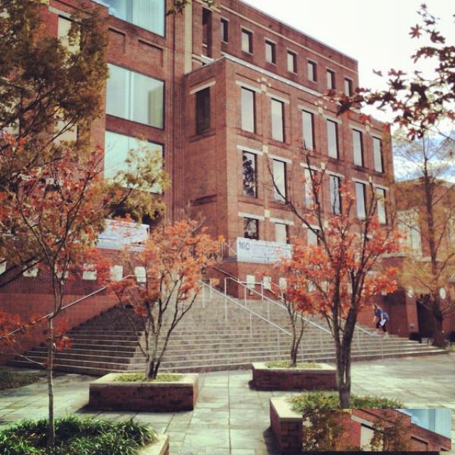 在北京一年读硕士中国人民大学与加拿大女王大学金融硕士