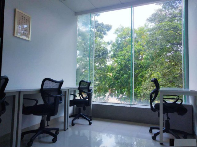 精装小户型办公室，办公方便舒适，税务环境好