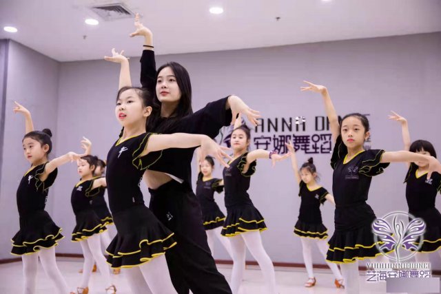 燕郊专业儿童拉丁舞培训艺海安娜舞蹈