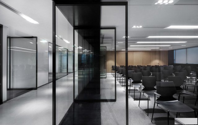 高端商务风办公楼装修设计