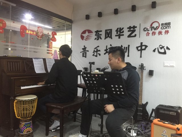 坂田岗头附近有唱歌培训吗，让你轻轻松松唱好歌的6个简单技巧！