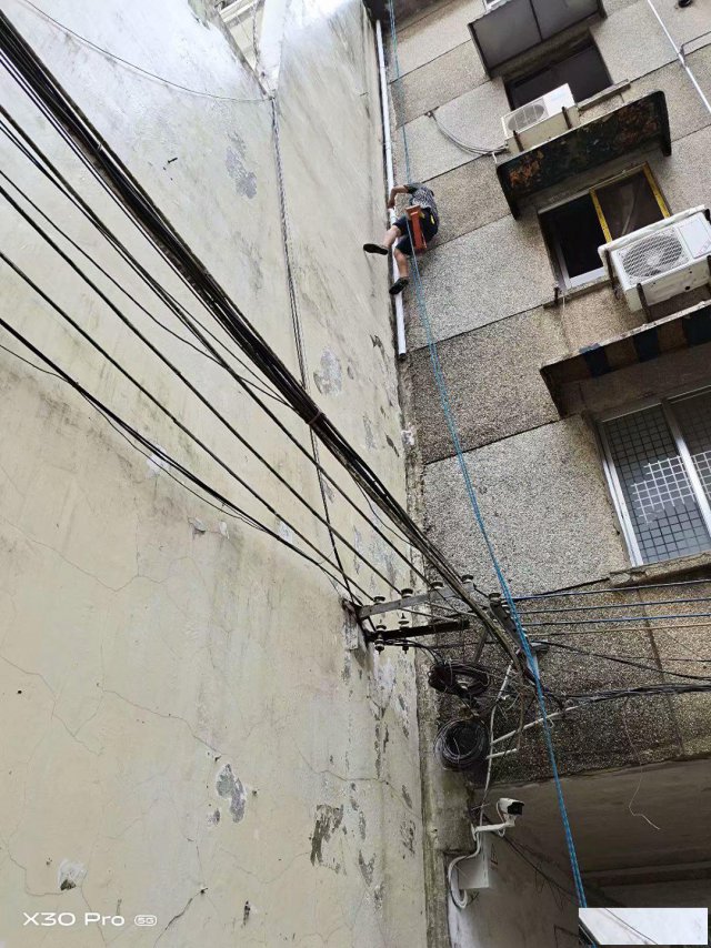 桂林高空作业蜘蛛人下吊绳防水补漏