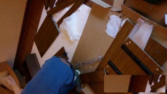 静安区木匠师傅安装家具安装办公桌屏风安装大班台文件柜