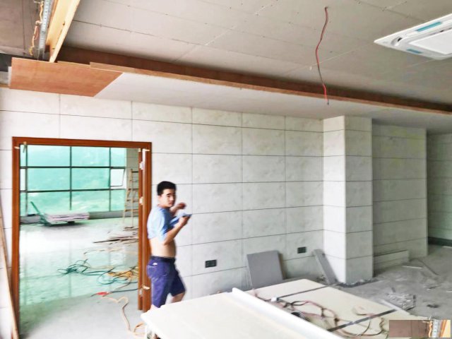 顶标装饰专注商业工程