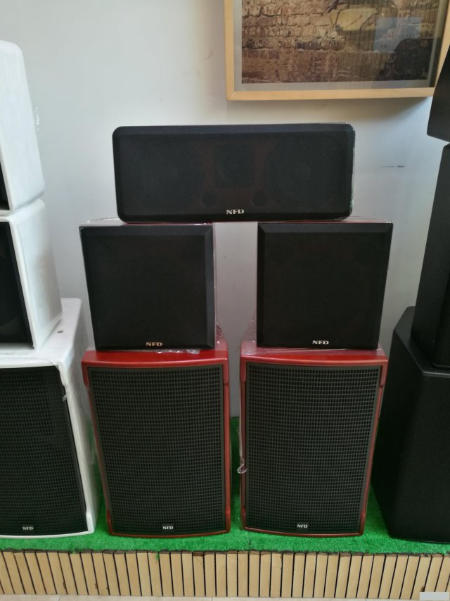 点歌机办公设备批发触摸屏一体机话筒KTV设备音响