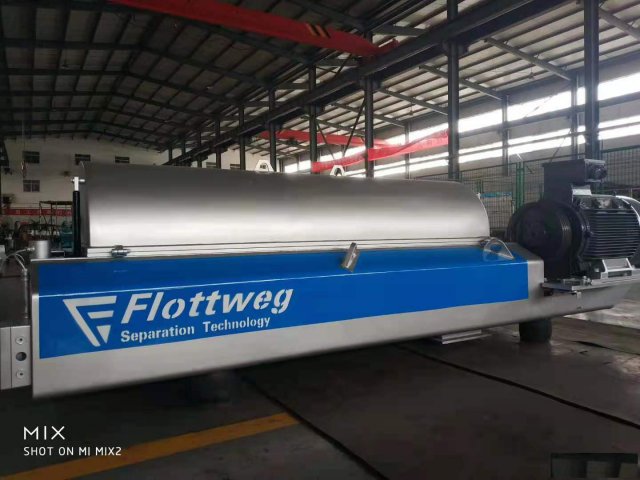 LW650卧螺离心机维修保养三台差速器