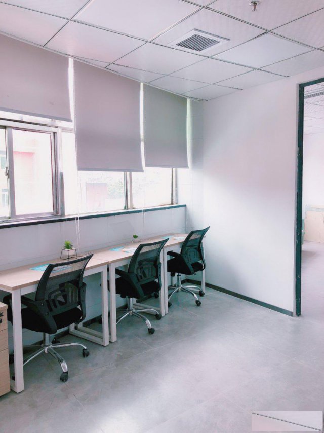 创空间龙岗中心城孵化器大小型办公室出租业直出租可办签