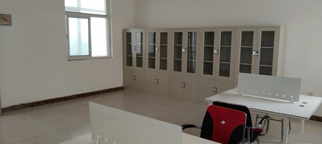 青岛市黄岛区提供场地，办理医器械二三类经营许可证资