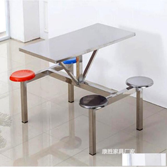 食堂连体餐桌椅厂家教你简单辨别餐桌椅的好坏